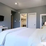 Vancouver Traveller B&B